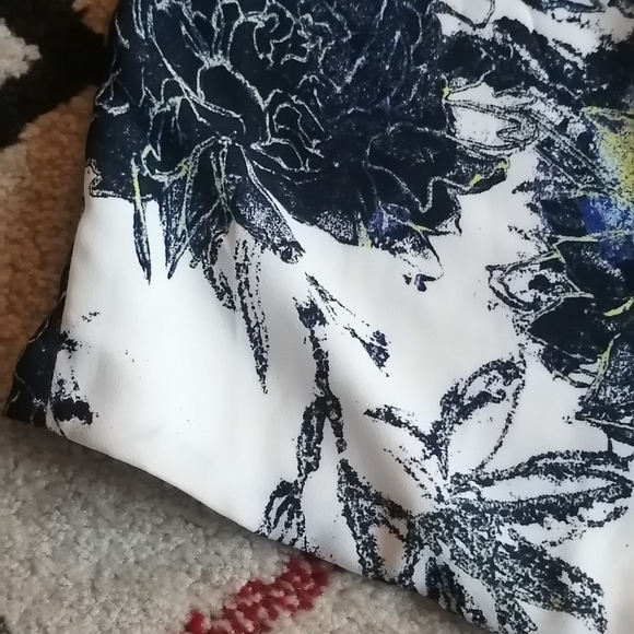 PRICE DROP!! Aritzia Murphy Blouse - Picture 3 of 9